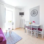 Fora Apartments